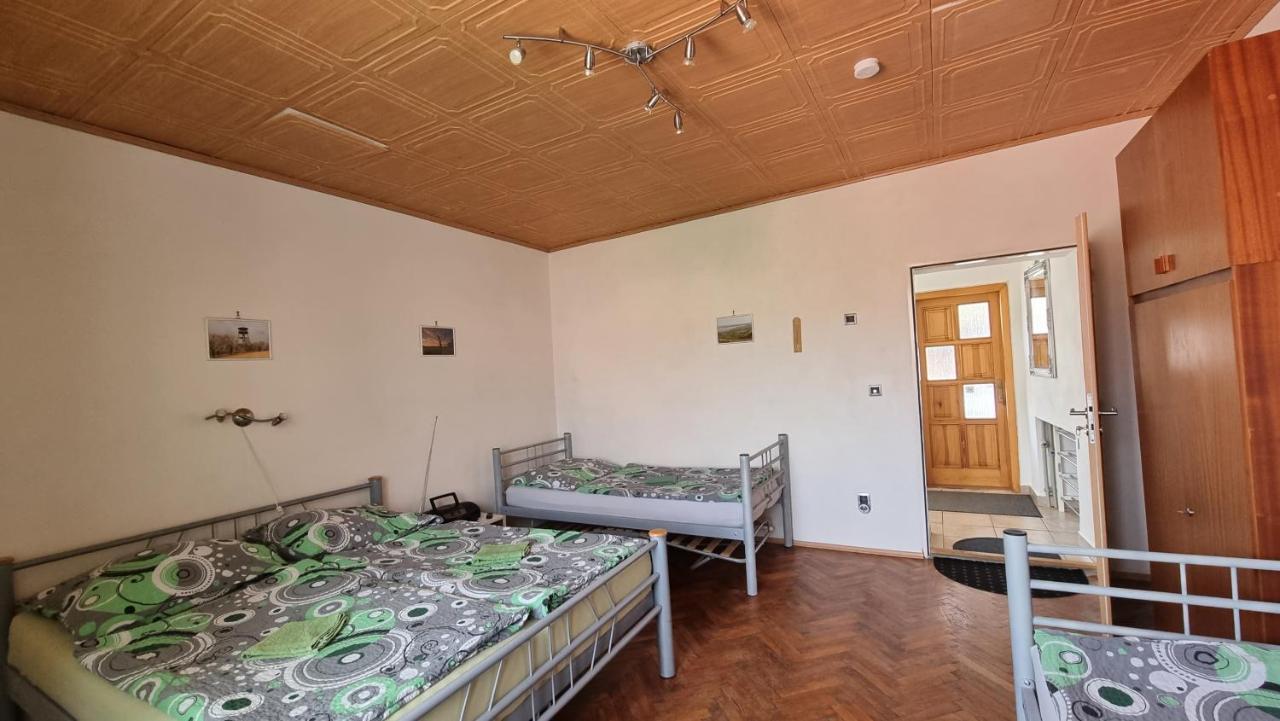 Apartman Modre Z Nebe Nemcicky  Luaran gambar