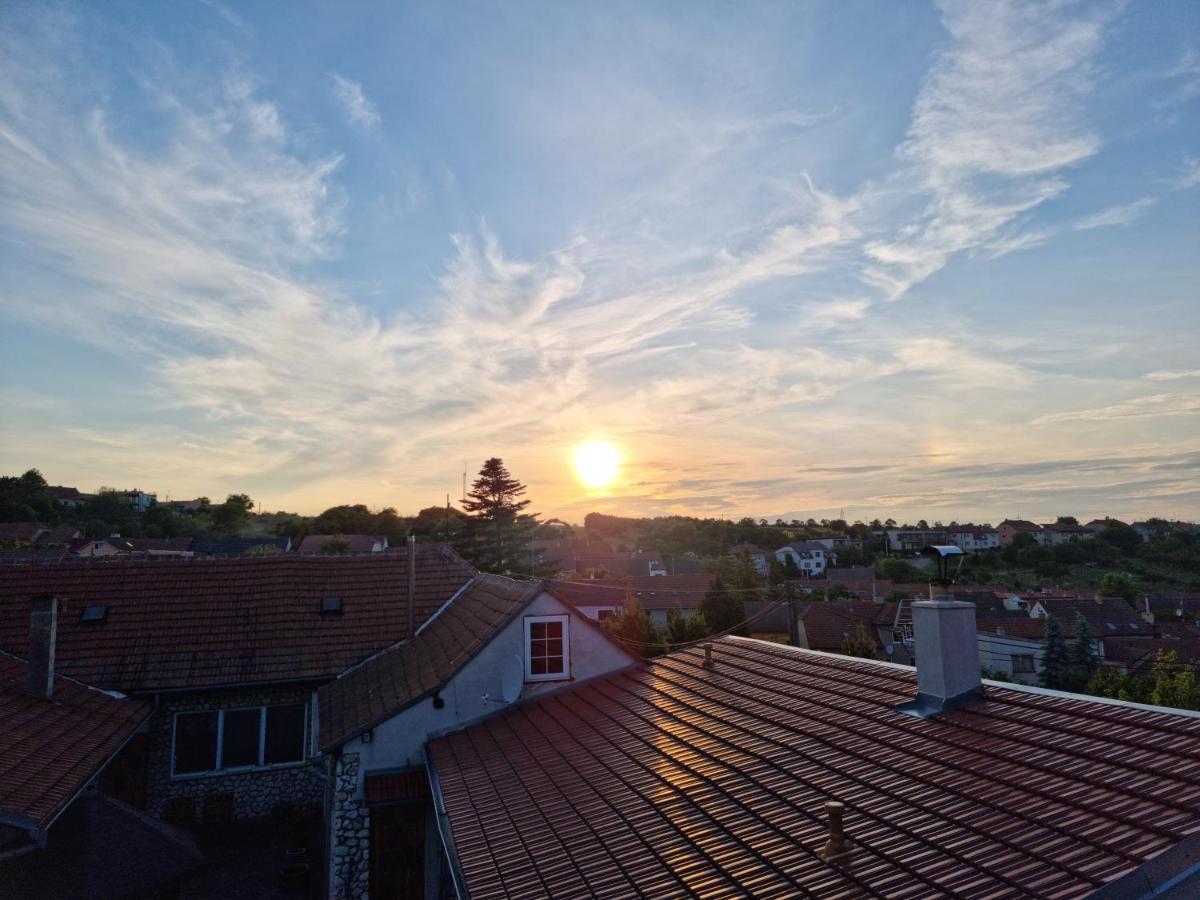 Apartman Modre Z Nebe Nemcicky  Luaran gambar